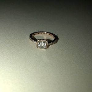 Square sparkle halo ring